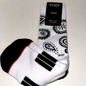 NWT Paisley White Black Crew socks